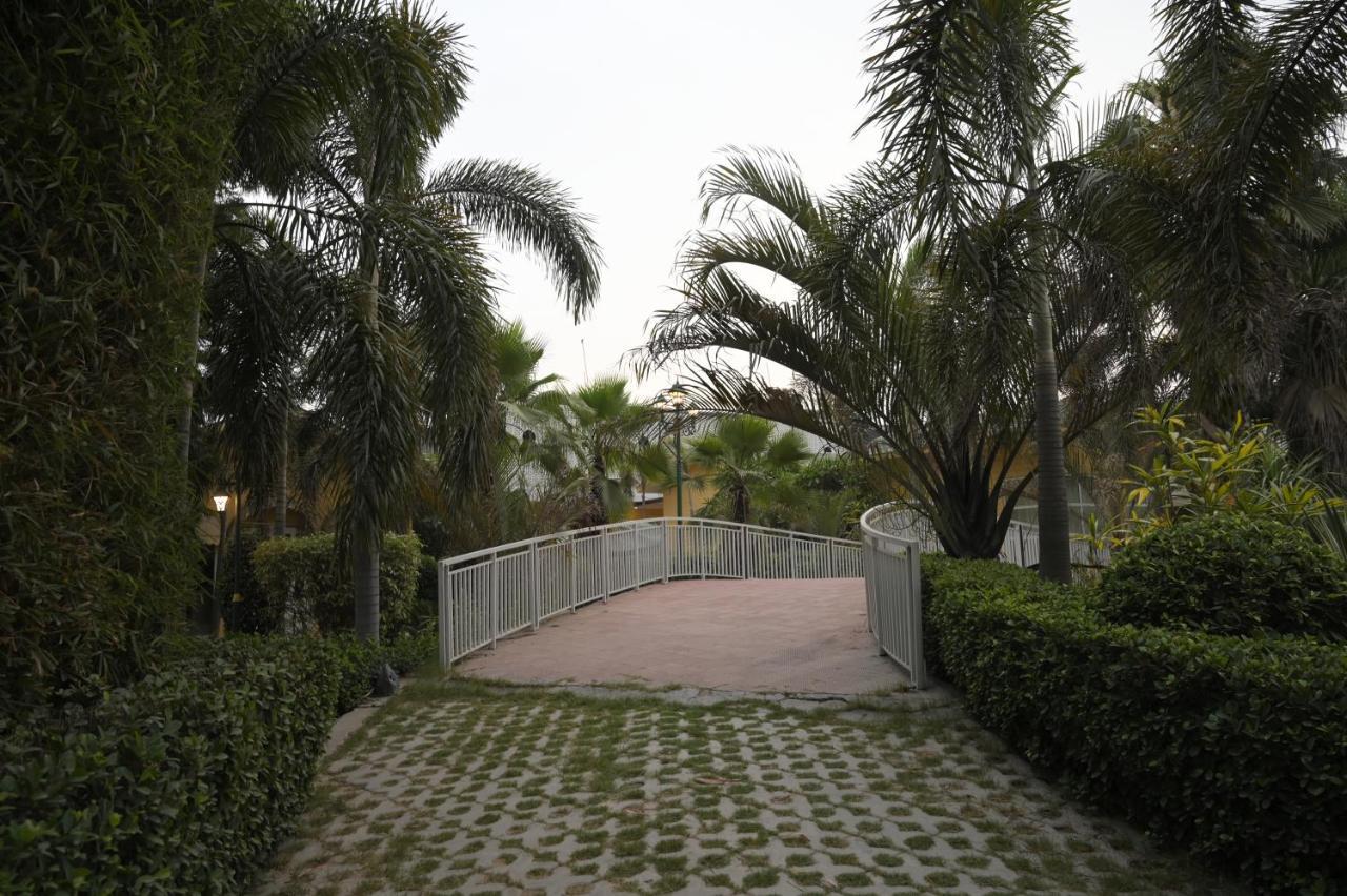 Kamal Resorts - The Luxury Of Being Yourself Ludhiana Eksteriør billede