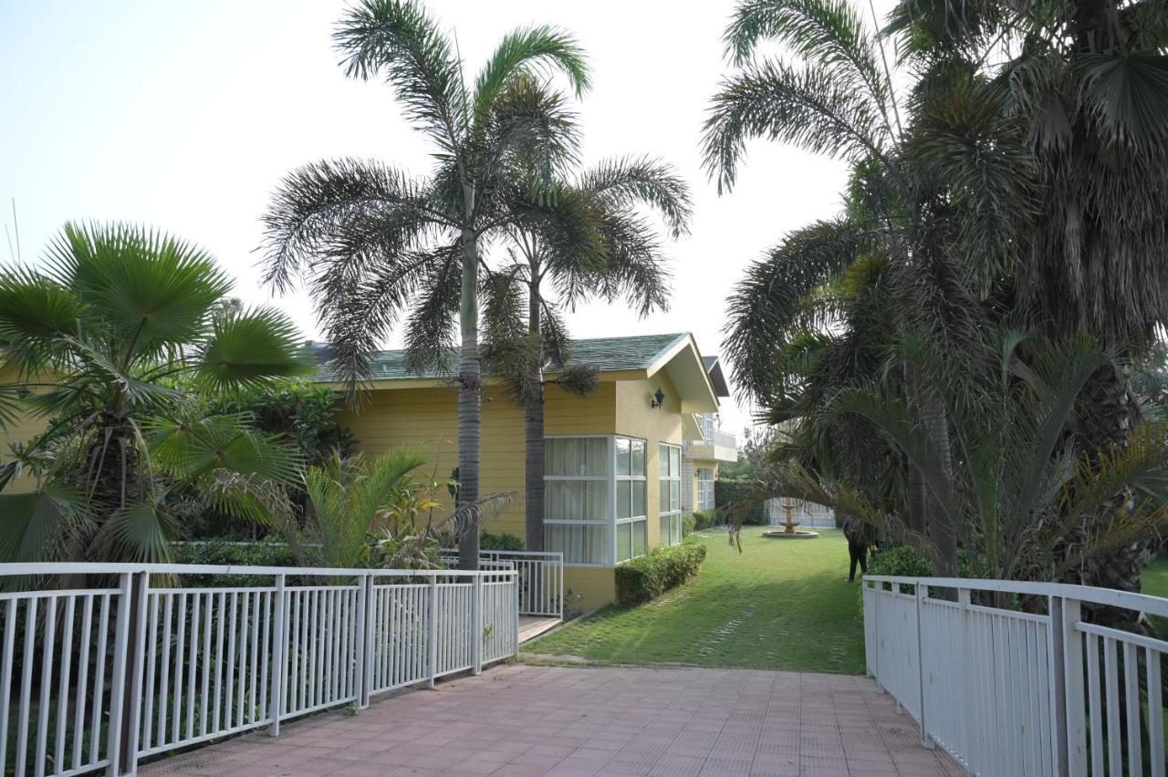 Kamal Resorts - The Luxury Of Being Yourself Ludhiana Eksteriør billede