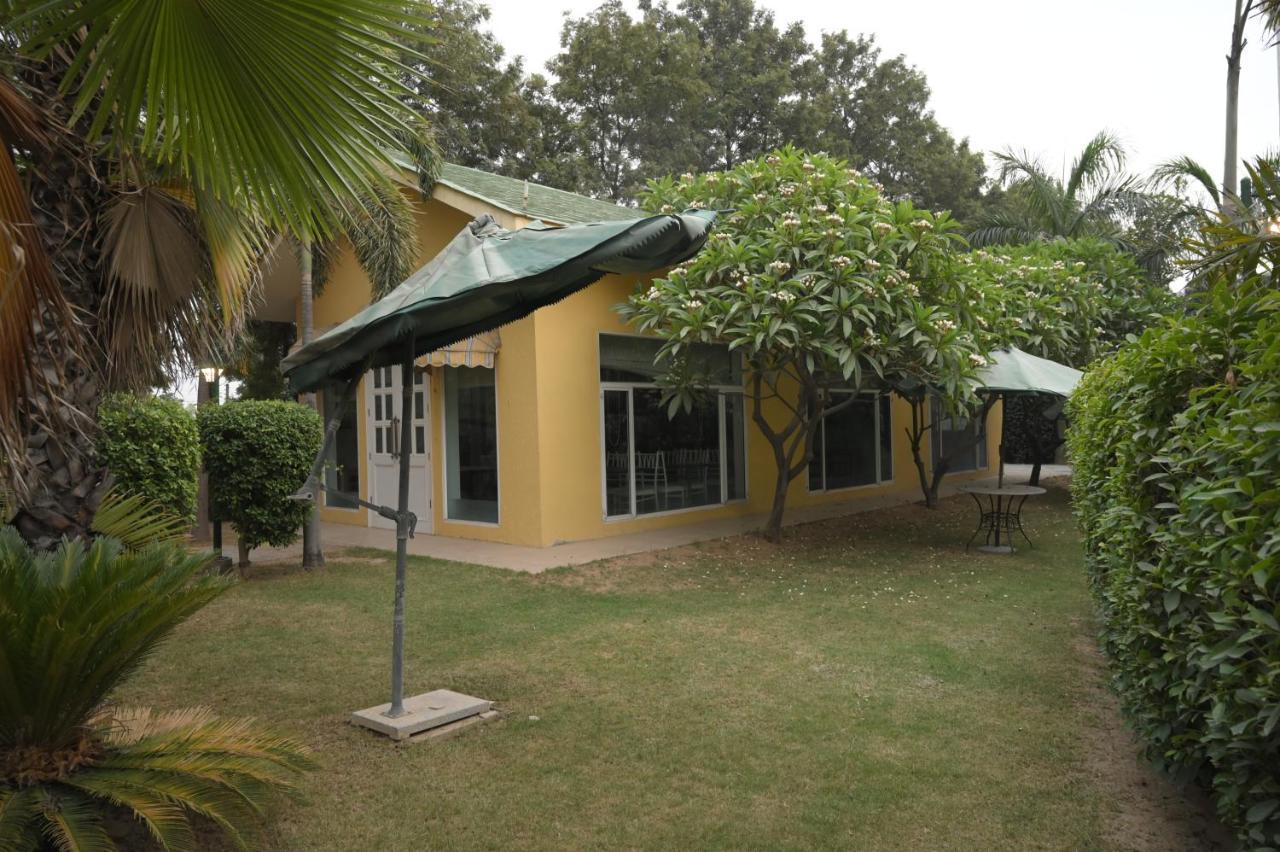Kamal Resorts - The Luxury Of Being Yourself Ludhiana Eksteriør billede